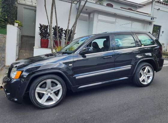 JEEP GRAND CHEROKEE 6.1 SRT8 4X4 V8 16V GASOLINA 4P AUTOMÁTICO JEEP GRAND CHEROKEE 6.1 SRT8 4X4 V8 16V GASOLINA 4P AUTOMÁTICO